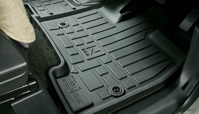 ホンダ オールシーズンマット フロント用 08P18-32R-011 8,954円