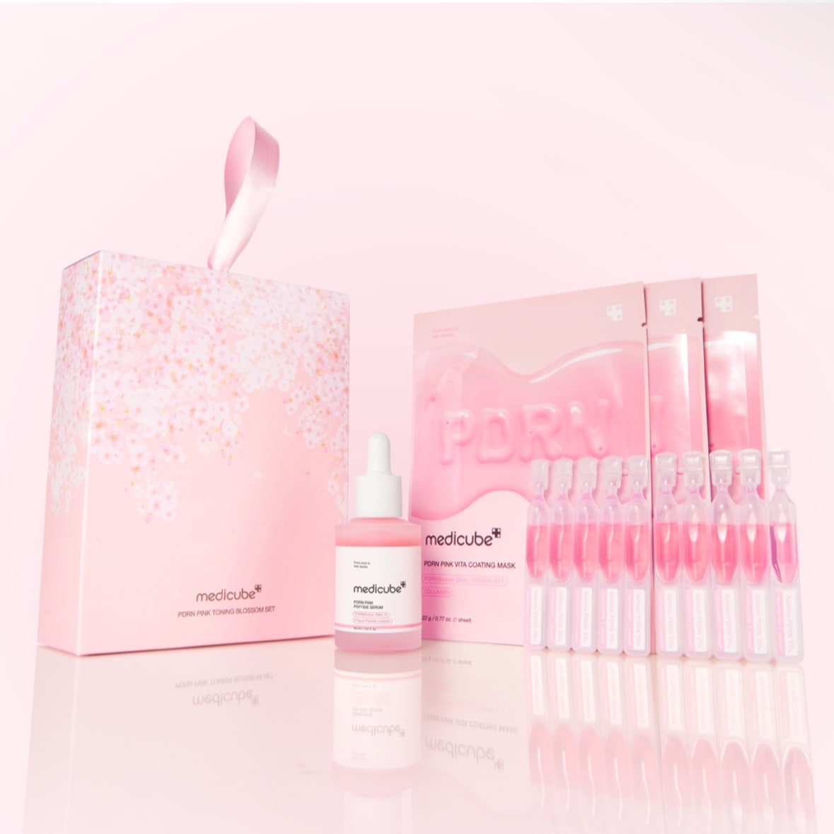 【公式正規品】メディキューブ PDRN ピンク跡美白アンプル 桜エディション_PDRN ピンク跡アンプル 30mlPDRN ワンデーセラム 10枚マスクパック 3枚/サーモンPDRN 10,000