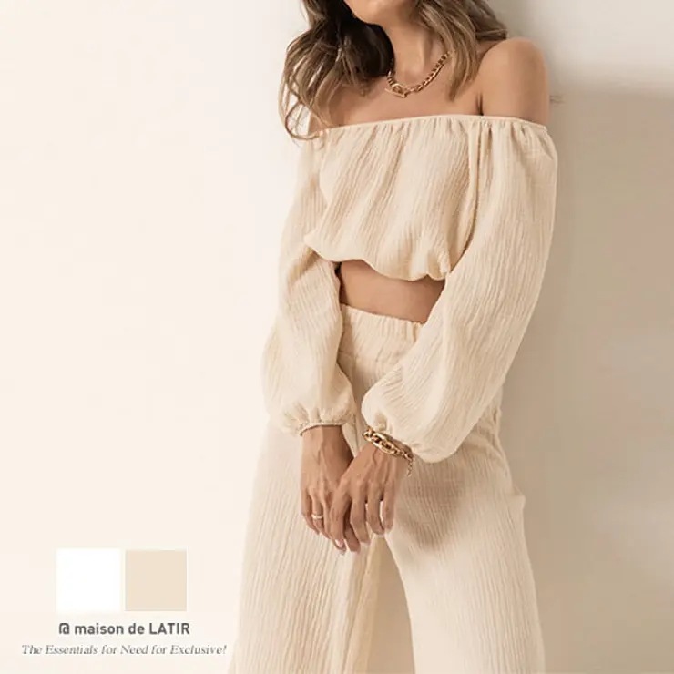ショートトップス×ロングワイドパンツセットアップ　オフショルダー　ハイウエスト　春　トップス　長袖　ポケット　華やか　オシャレ