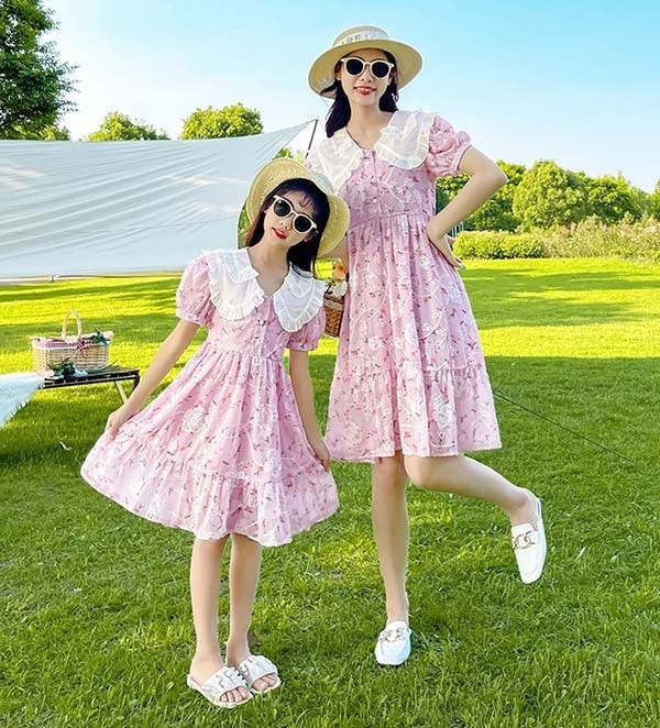 スカートロングスカート親子 ギフト 半袖 お揃い 夏ワンピ 膝丈 親子コーデ レディース 海外旅行 沖縄 ワンピース 130 110 花柄 プレゼント 大き襟 120 女の子 ペアルック バースデー