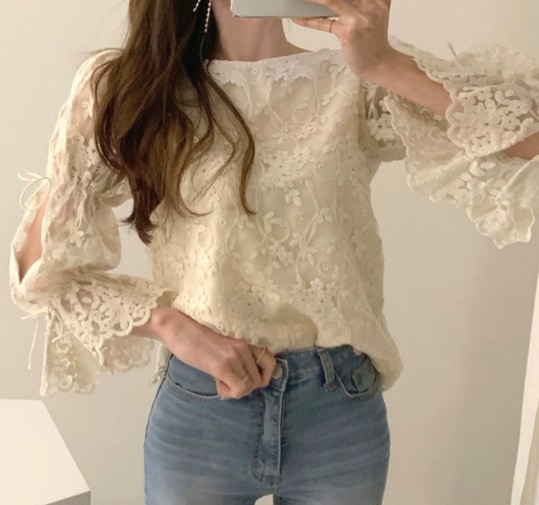 レディース トップス シャツ プルオーバー ツーピーストップス 長袖 ボリューム袖 フリル袖 ラウンドネック ストレート 背中開き フェミニン レース 刺繍 リボン メッシュ かわいい 大人可愛い