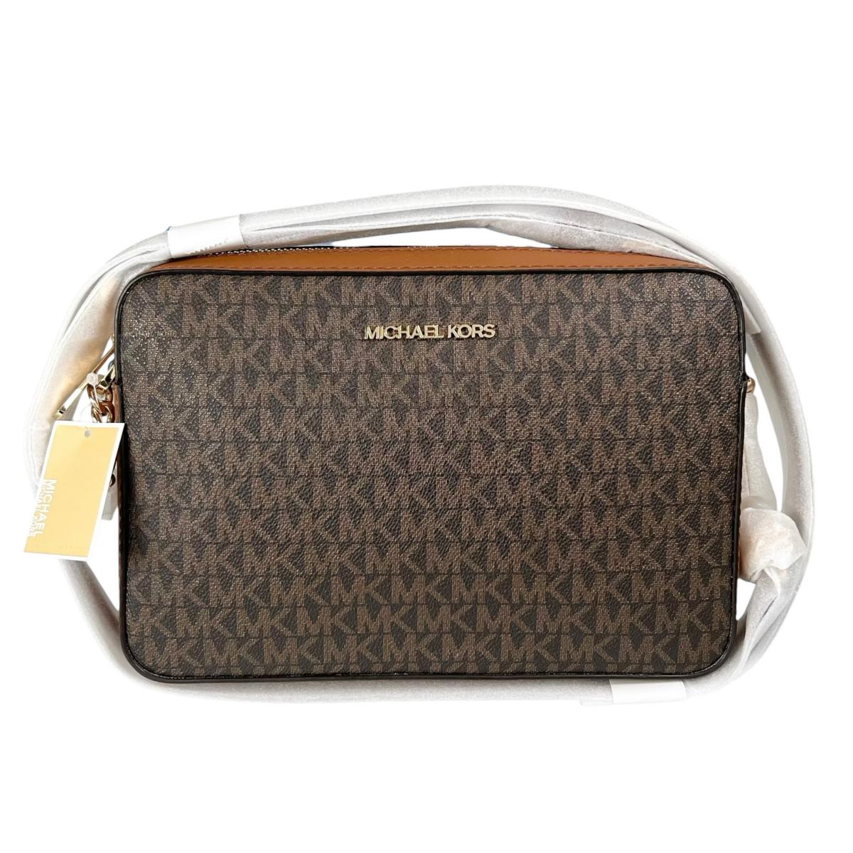 55H3RBN Jet Set Travel Medium チェーンバッグ ブラウン