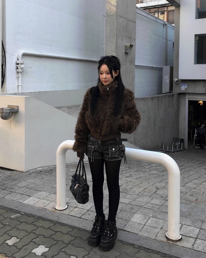 Brown fur crop jumper