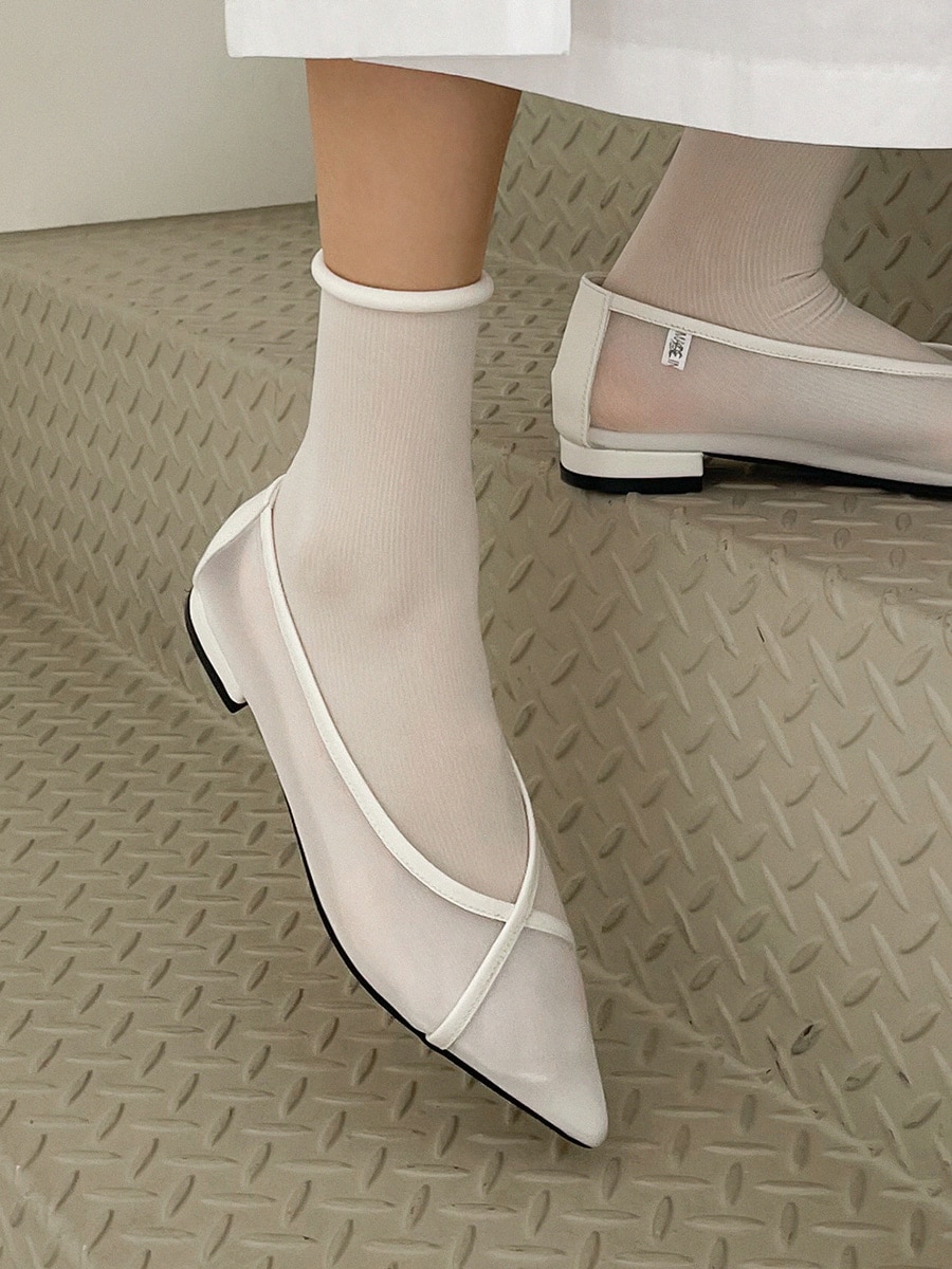 【新作】ポインテッドトゥ メッシュシースルー フラットシューズ 韓国ファッション