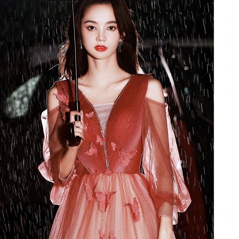 女性ため花嫁乾杯宴会イブニングドレス2025気質は普通に高貴に着用できますワンピースドレスその他 ワンピースドレス