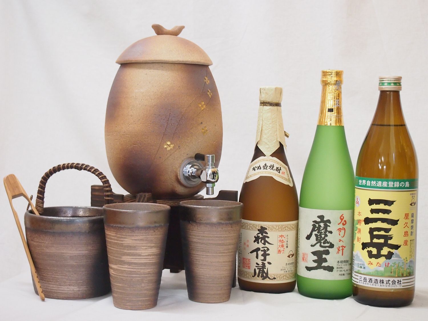 信楽焼明山窯　焼酎サーバー　火色金小紋　2200ｃｃ(滋賀県)+萬古焼備前金彩焼酎ペアカップ 氷