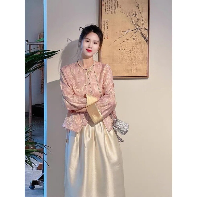 【期間限定特価】新風の国民風スーツスカート2024春秋の新スタイルレトロクールでハイエンドのピンクのツーピーススーツ女性用 母の日のプレゼント