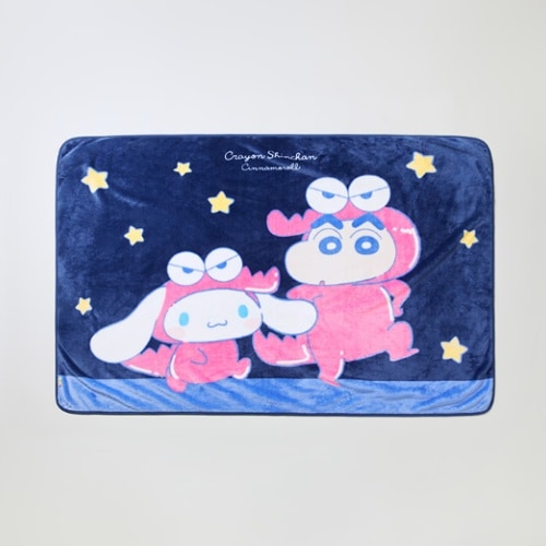 シナモロールXクレヨンしんちゃん 毛布