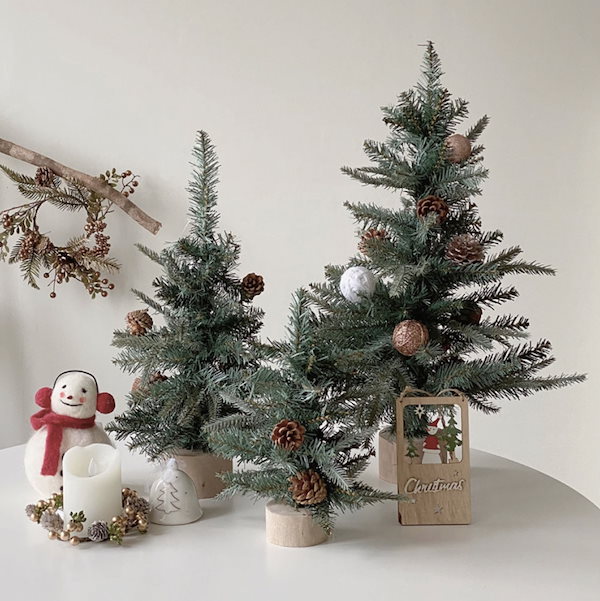 Qoo10] [韓国インテリア新商品] テーブル松ぼっ