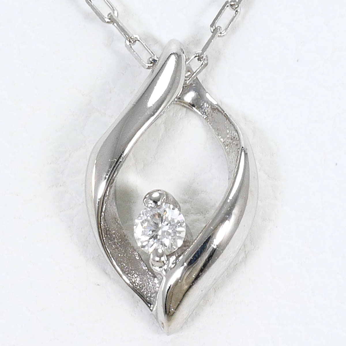 K10 10金 WG ホワイトゴールド ネックレス ダイヤモンド 0.02ct 総重量約0.8g 約40cm ジュエリー 中古