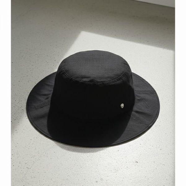 フローラ ラフィアハット ブラック 女性用 夏 帽子 Helen Kaminski Flora HAT51518