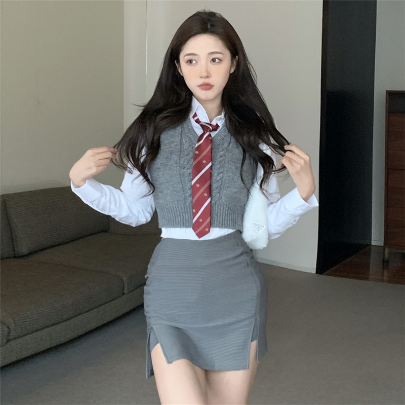 学院風 可愛い 4点セット リボンタイ ニットベスト シャツ スカート 着やせ おしゃれ 制服