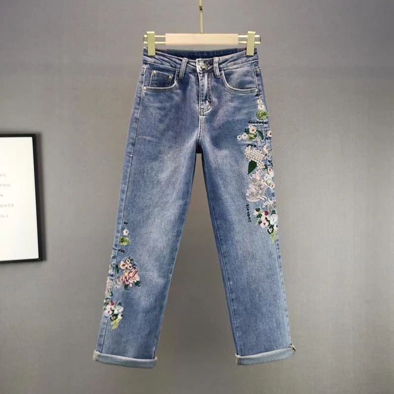 【人気商品】デニムパンツ レディース デニムズボン 秋デニム レディースデニム レディースボトム レディースデニムパンツ 刺繍入り レディース春物 春秋 カジュアル 可愛い 花柄 通勤 かわいい おし