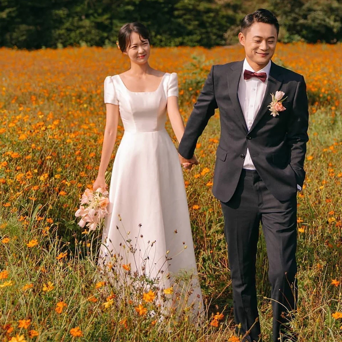 フレンチ 光のウェディングドレス シンプル 半袖 ニッチ 婚約 ライセンス スモールドレス 女性用