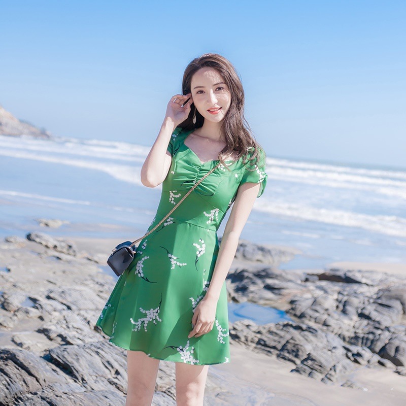 1221．花柄Aラインミニワンピース（グリーン）