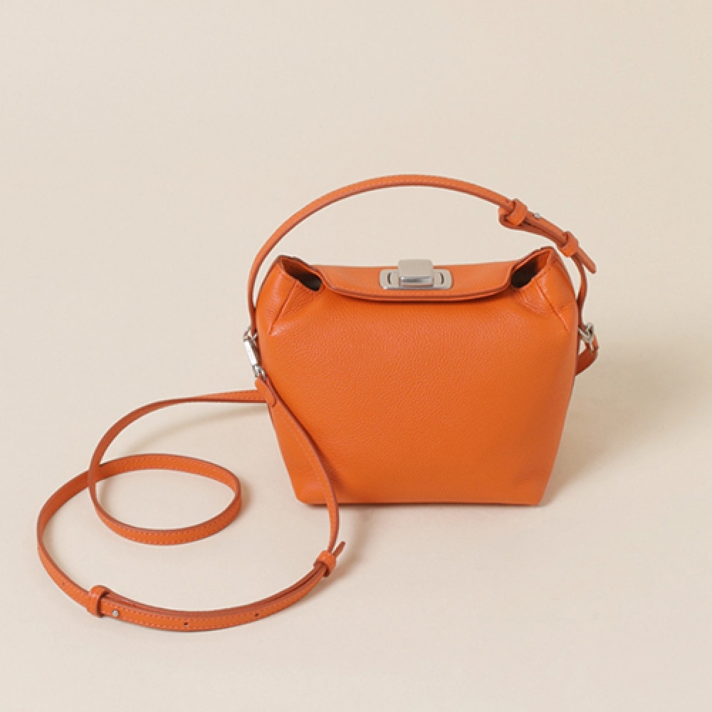 クロンヌファサード武藤 (ファサード武藤) クロス 14_RCBRX24146ORX