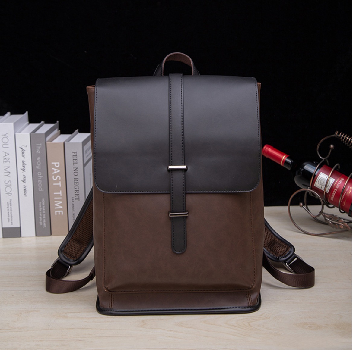 リュック デイパック ビジネス　通勤 OL 合皮 A4 軽量　大容量 撥水 耐久性