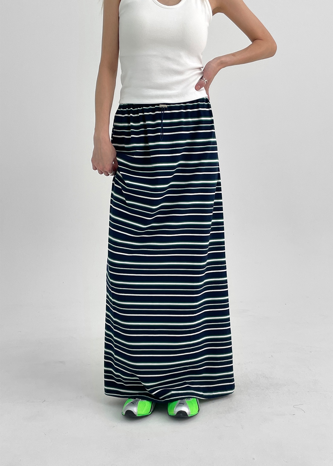 ロンブストライプストリングロングスカート
