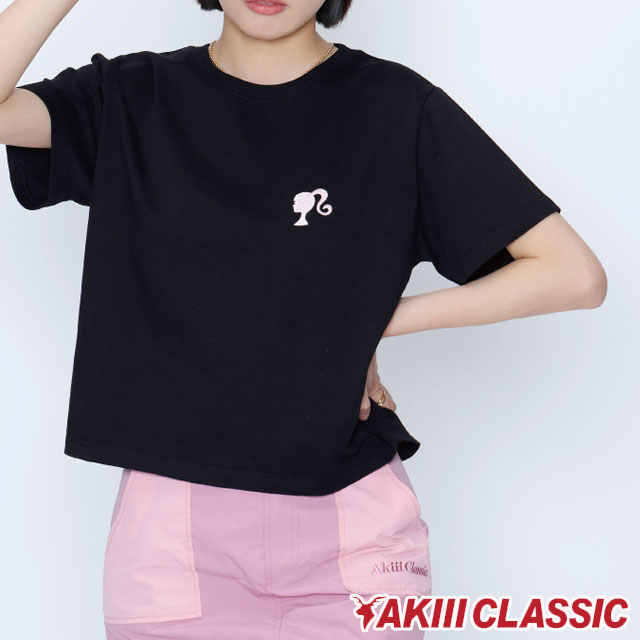 アキ クラシック Tシャツ レディース バービー ショート T-SHIRT 半袖 ショート丈 トップス コラボモデル アパレル ウェア SAK-7773 ブラック/ピンク 黒