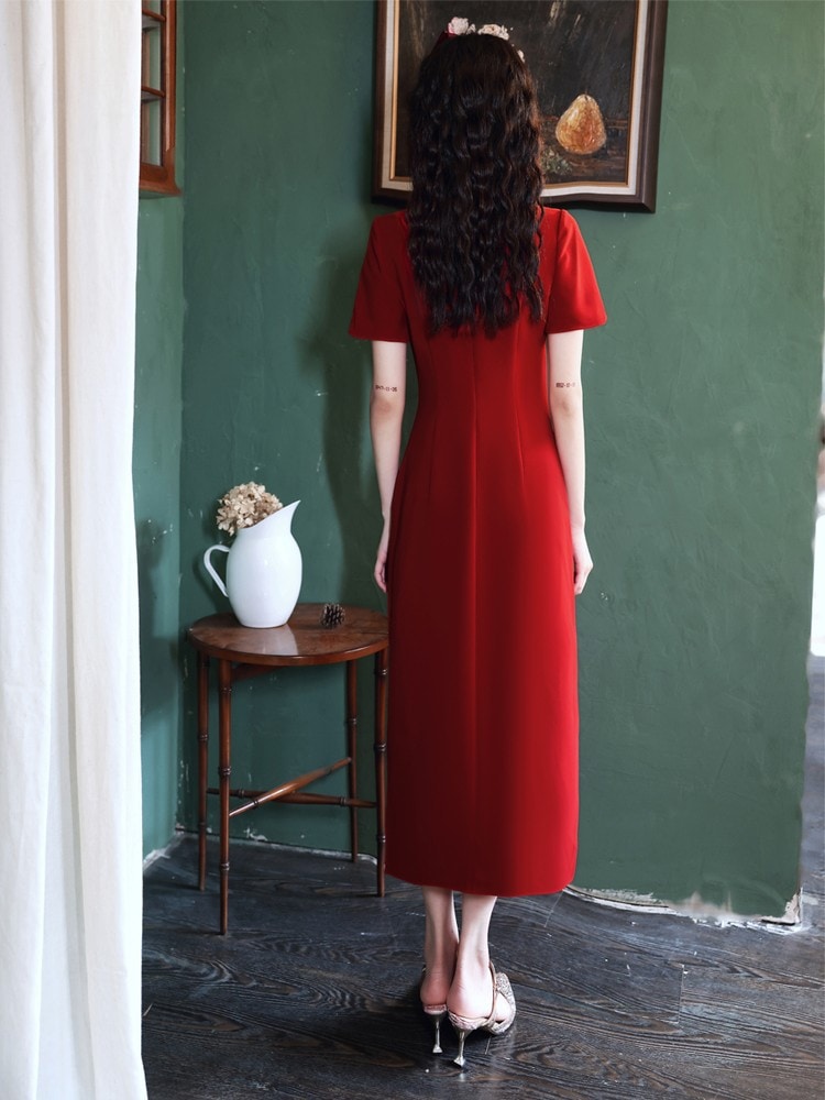 チョンサム服花嫁のウェディングドレス女性レッドレトロレトロレトロドレスデイリーサマー