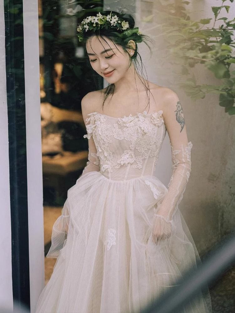 レトロライトウェディングドレス2025花嫁の森を歓迎する外出服スーパーテアリングドレスワンピースドレスドレス 8,130円