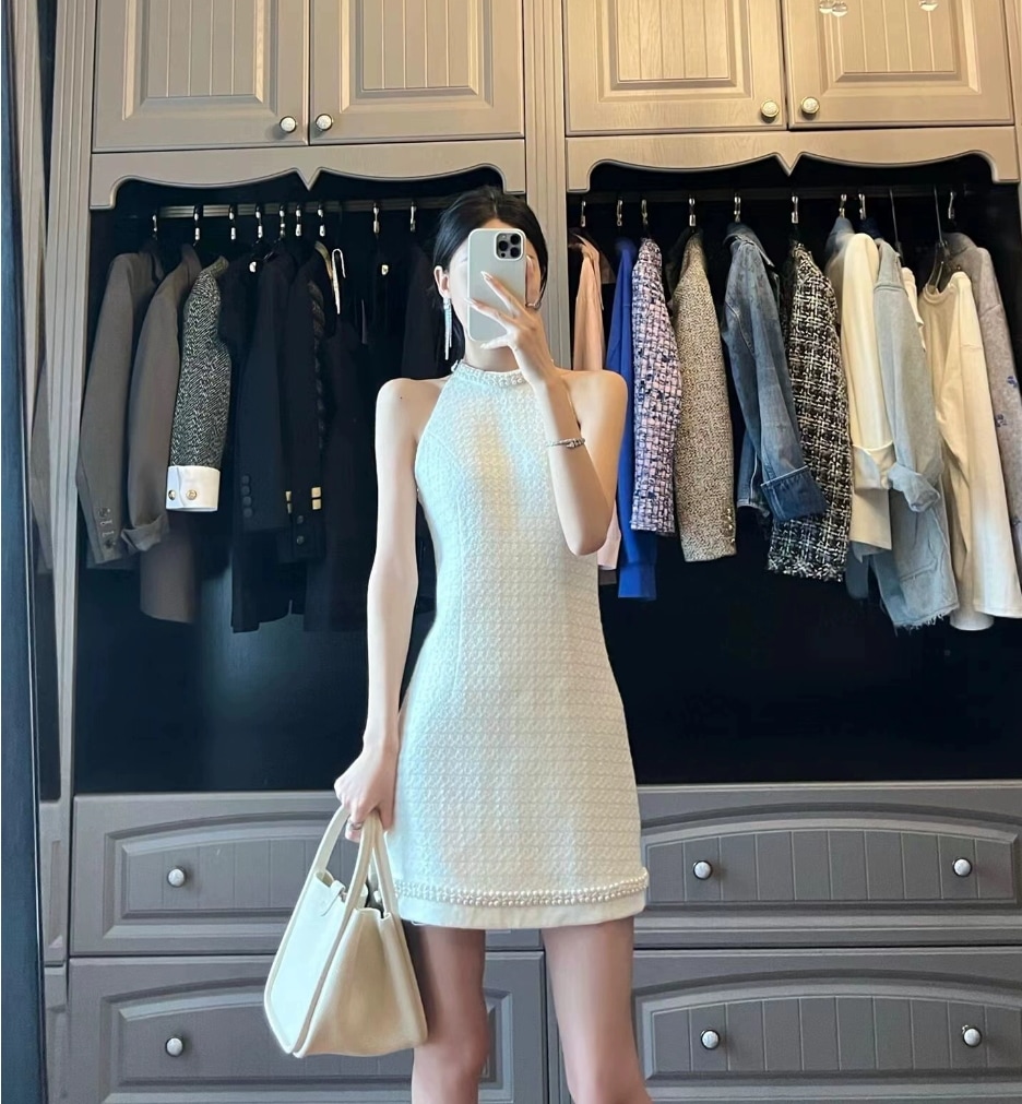 ドレス ワンピース パーティドレス ミニドレス セクシードレス ミニ丈 袖なし ホルターネック 襟なし スリム 細身 かわいい 大人可愛い きれいめ シンプル 大人 上品 おしゃれ お洒落 かっこいい