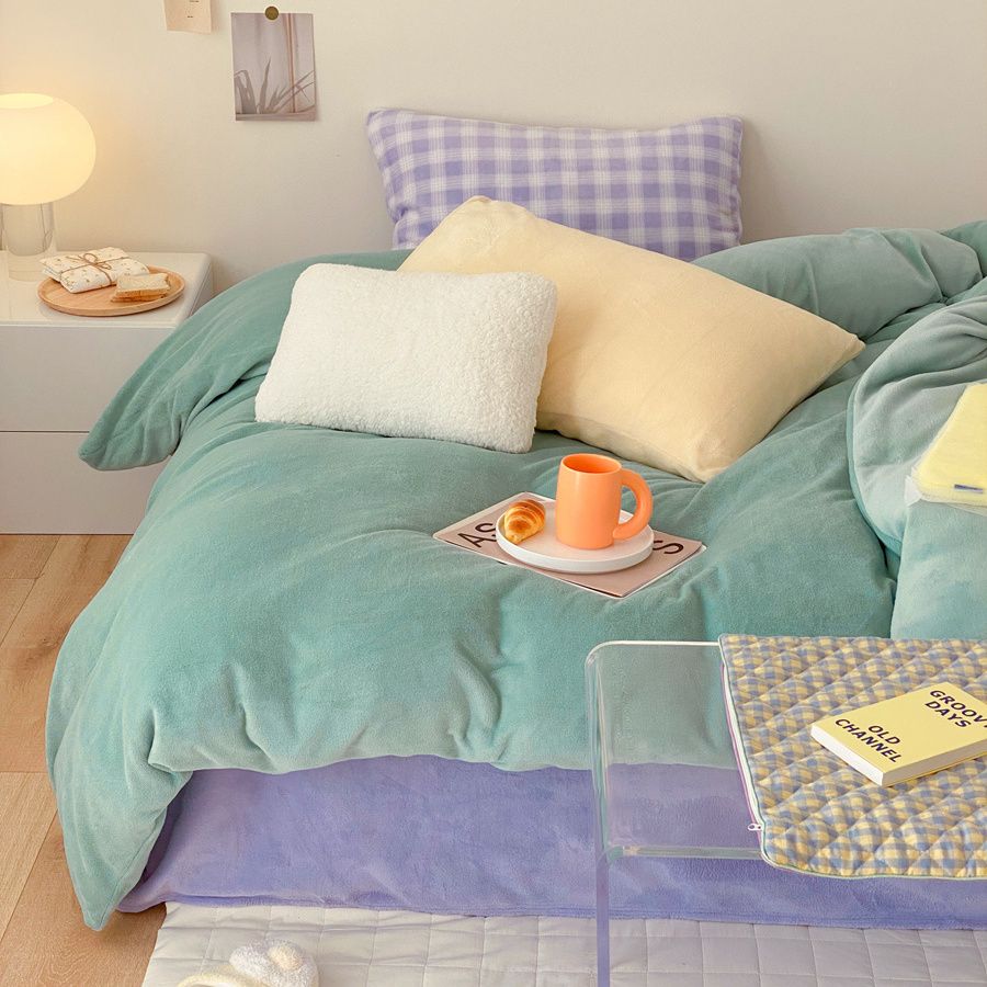 【送料無料】NEW寝具韓国ファッション 暖かい 布団 丸洗い蓄熱綿で暖かさ 寒さ対策オススメ 布団 こもこ裏起毛で超暖かい布団 ミルクベルベット布団４点セット花柄寝具 掛け布団カバー ベッドシーツ寝具