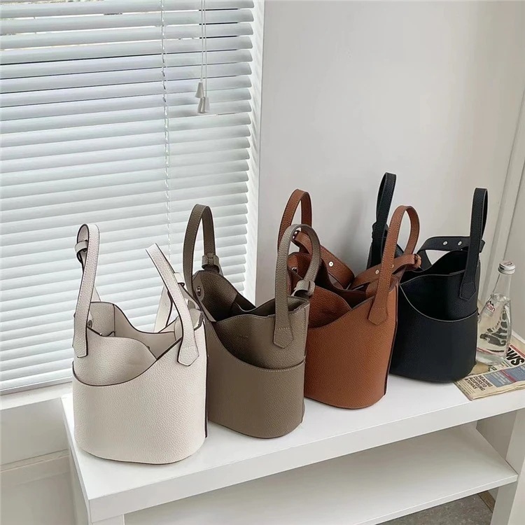 大人気！ ファッション祭り特価中 INSスタイル ショルダーバッグ ユニークなデザイン 2025春夏 ニュースタイル ポータブル 野菜バスケット バケットバッグ デュアルユース レディース カジ