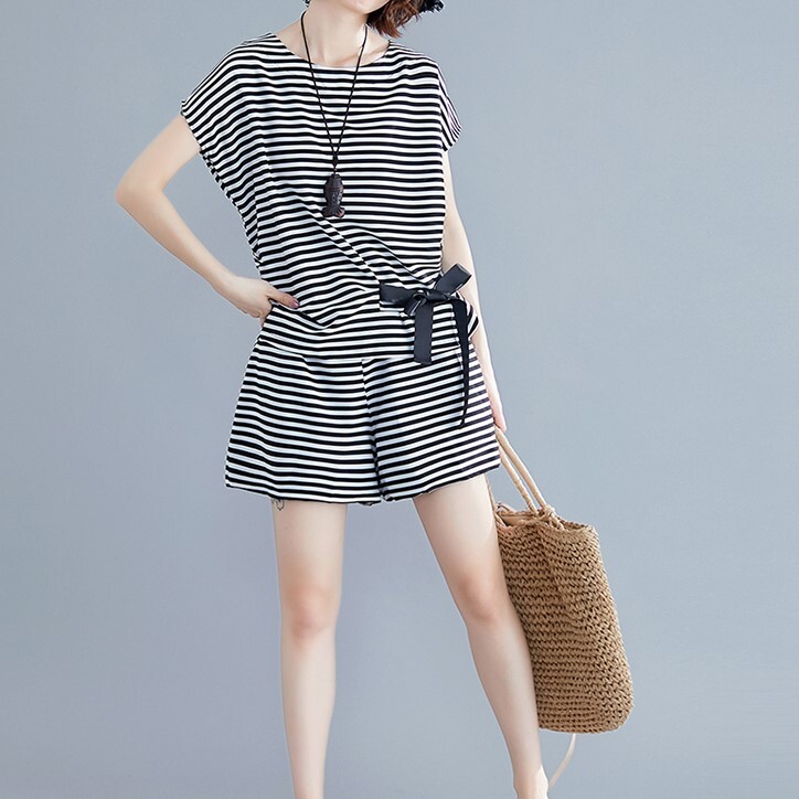 トップス ボトムス セットアップ Tシャツ ショート丈 袖あり 半袖 ラウンドネック ストレート リボン 上下セット ツーピース かわいい 大人可愛い カジュアル おしゃれ こなれ感 ラフ ラブリー