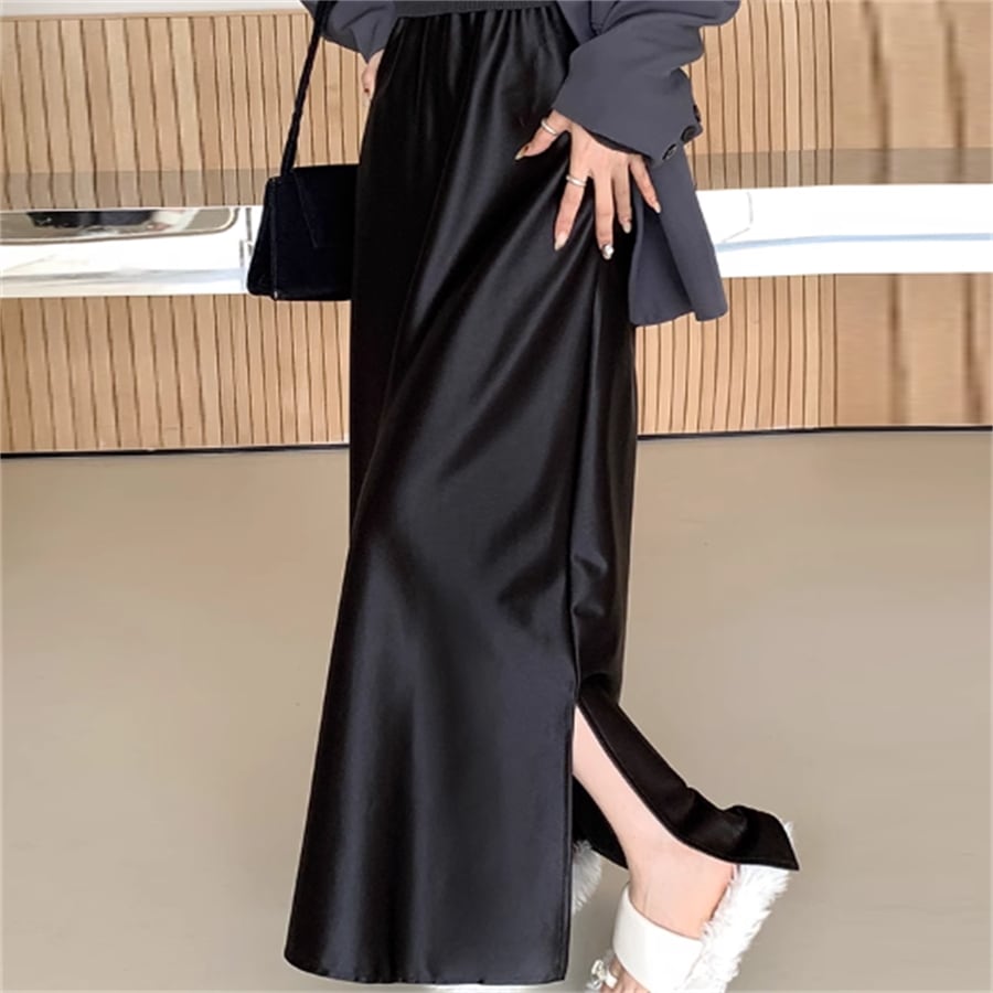 スカート 3色 ロングスカート マキシスカート ロング ロング丈 フレア Aライン 光沢感 サテン シンプル かわいい 大人可愛い きれいめ カジュアル 大人 おしゃれ お洒落