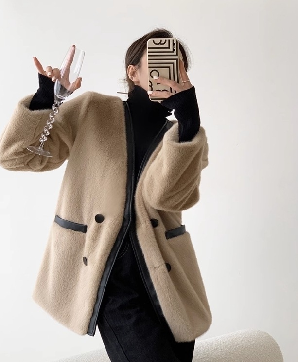 エコファー ジャケット ノーカラー 韓国 アウター 秋冬 バイカラー フェイクファー 無地 フェイクレザー ミディアム パーティースタイル ホームパーティーアイテム ガウンコート オフィススタイル