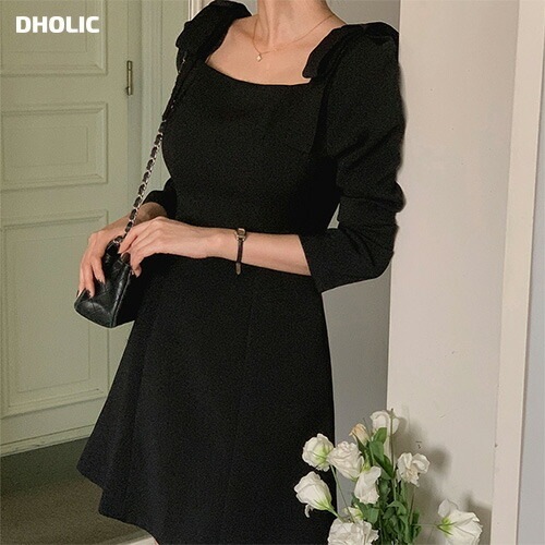 [メガ割りSALE]ショルダーリボンスクエアミニフレアワンピース