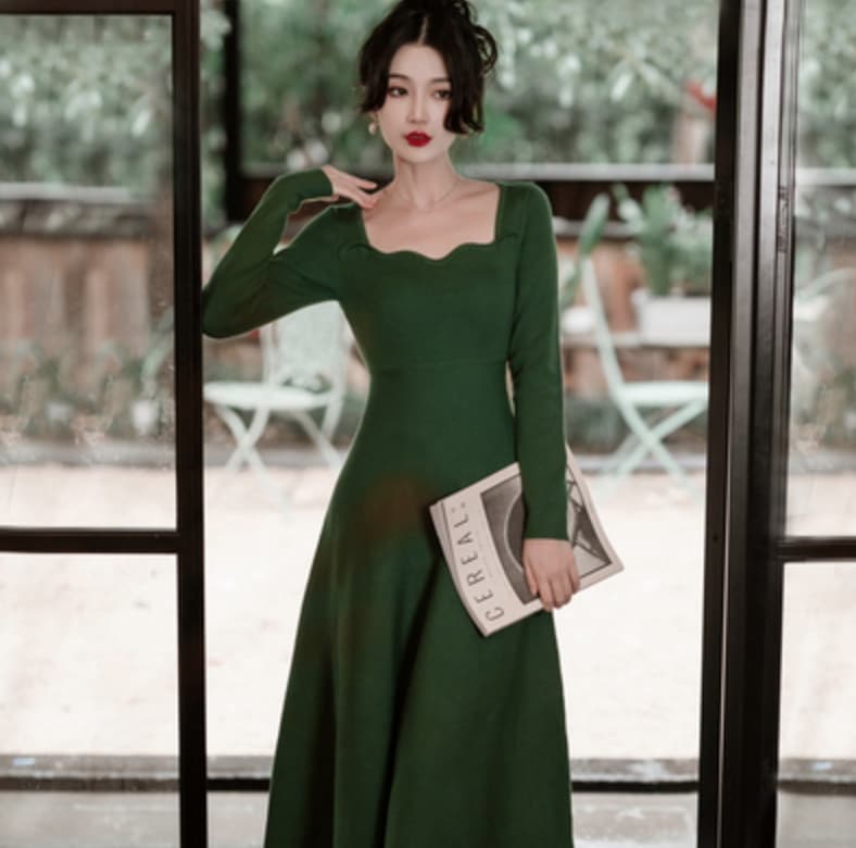 ワンピース デート ワンピドレス 袖あり 長袖 スリム タイト 細身 かわいい 大人可愛い きれいめ シンプル カジュアル 大人 上品 おしゃれ お洒落 主役級 存在感 春 秋 冬 10代 20代