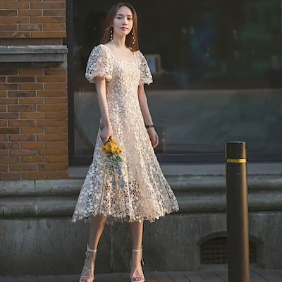 レオナール LEONARD FASHION 花柄 ダウンベスト　白　ホワイト レオナール LEONARD FASHION 花柄 ダウンベスト 白 ホワイト