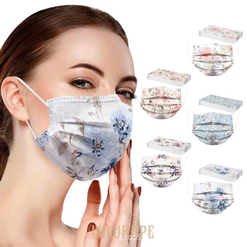 マスク 不織布 50枚 花柄マスク ランダム 使い捨て きれいめ 黒 3層構造 蒸れない 母の日 無地 花粉対策 飛沫防止 小顔効果 可愛い 不織布マスク カ