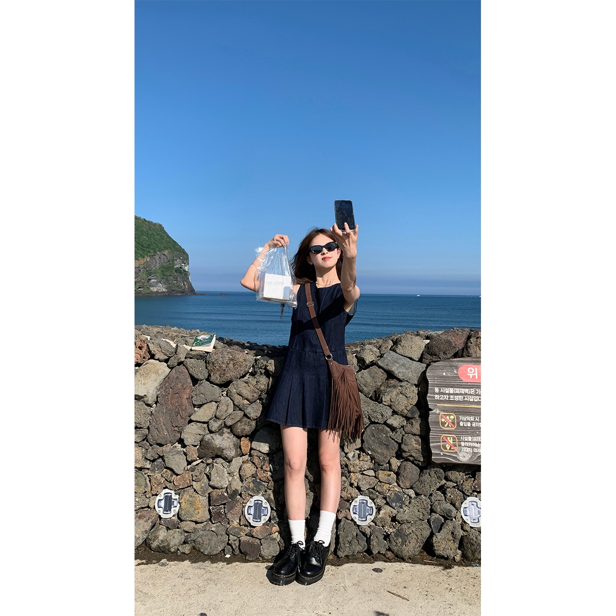 レトロ文学ラウンドネックデニムベストワンピースレディースルーズワンピースショートaラインプリーツスカート