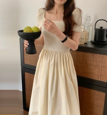 セットアップ スクエアネック リブニット フレアスカート ワンピース ミモレ丈 半袖 パフスリーブ フレア タイト 細身 ストレート Aライン スマート チュール ウエストマーク 薄手 かわいい