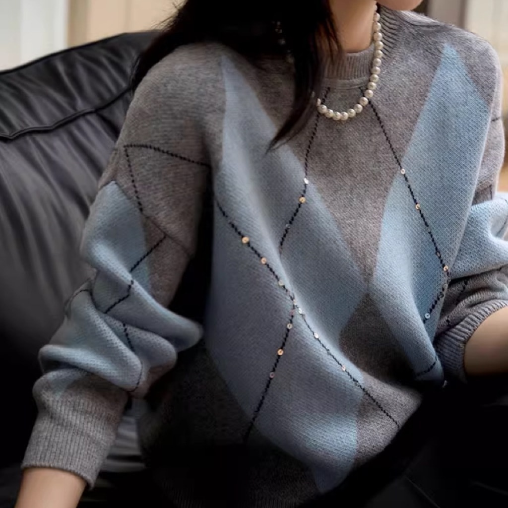 レディース トップス ニット セーター プルオーバー 長袖 ラウンドネック オーバーサイズ ストリート 伸縮性 スパンコール かわいい 大人可愛い きれいめ 上品 おしゃれ ガーリー 個性的 主役級