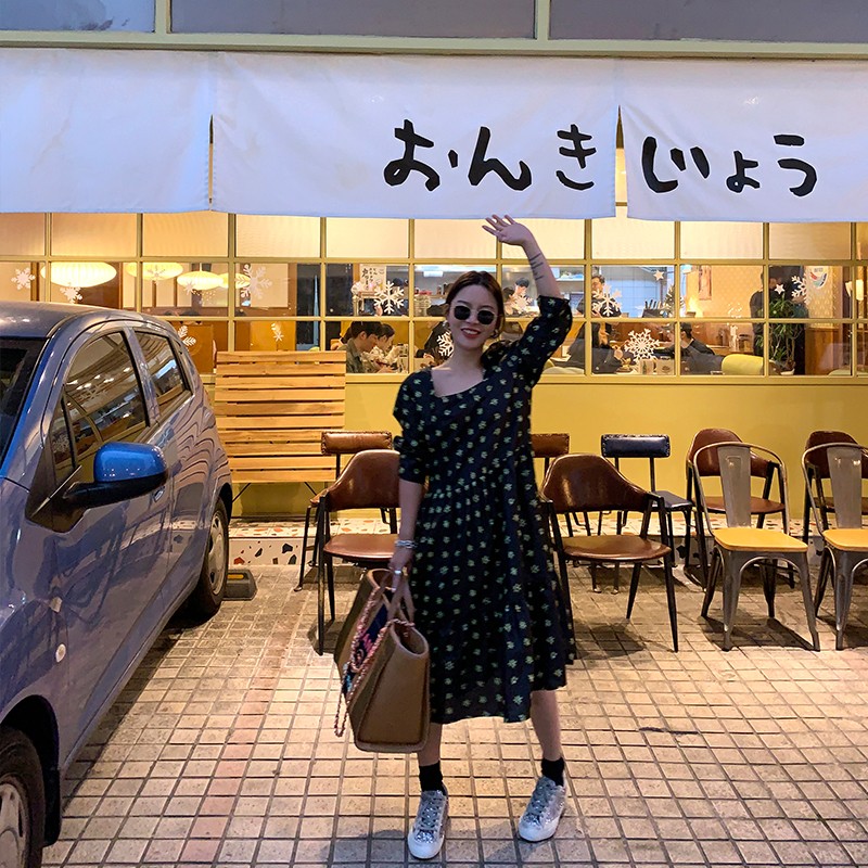 ヘビー刺繍スクエアネックドレスレディース新作ゆったり気質ミドル丈スカート