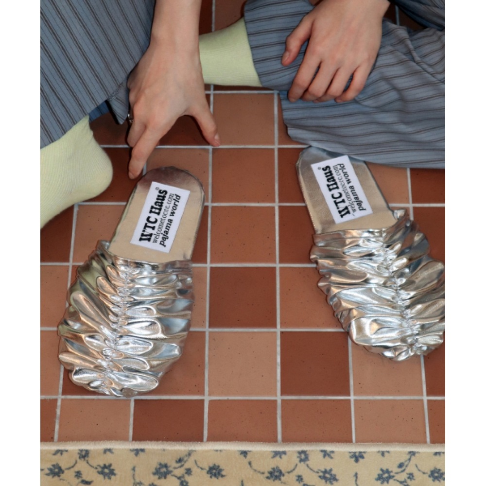 CCCへようこそ [ギフトボックス] Croaシューズ (ミラー) ルームシューズ