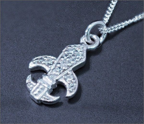 人気商品 百合の紋章 フルールドリス ダイヤモンド ネックレス ( 刻印あり 数量限定