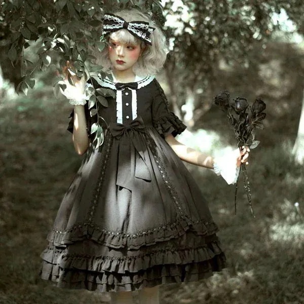 ゴシックロリータ ワンピース 黒 フリル 病みかわいい 膝丈 暗黒系 ロリータop プリンセスドレス Lolita ロリータ服 リボン コスチューム コスプレ衣装 文化祭 学園祭 イベント ロリータ