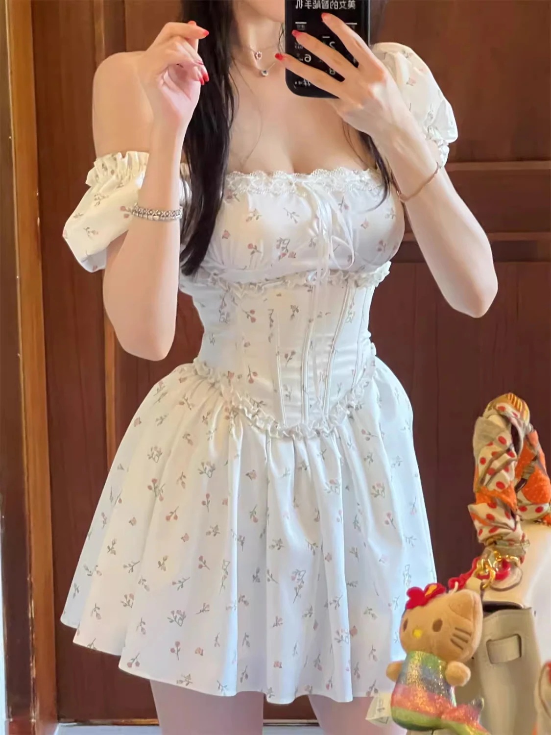 日韓2025夏フレンチワンピース 快適 おしゃれ レディース カジュアル 痩せて見える 4,261円