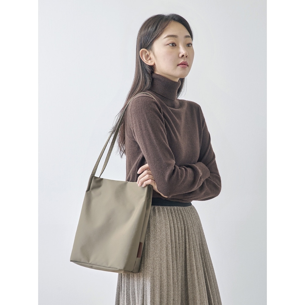 ITHINKSO スリムニートバッグクラッシースリムニットバッグクラッシー (3COLOR)