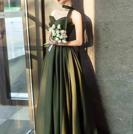 ドレス ワンピース ウェディング パーティー 結婚式 二次会 披露宴 演奏会 ステージ フォーマル キャバ 衣装 ラウンジ クラブ マキシ ノースリーブ Vネック オフショル プリンセスライン フレア