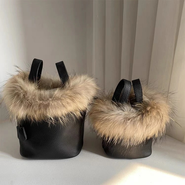 在庫僅少ハンドバッグ トートバッグ 革 レザー ファーバッグ キューブ型 レディース バッグ バケツ型 リアルファー 高品質 キューブバッグ 軽量 大容量 母の日 MM PM （バッグインバッグ＋ショ