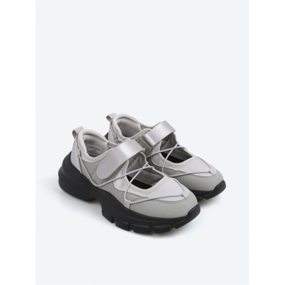 ショップオープンマルチストラップメリージェーンスニーカー HPWPDFA203