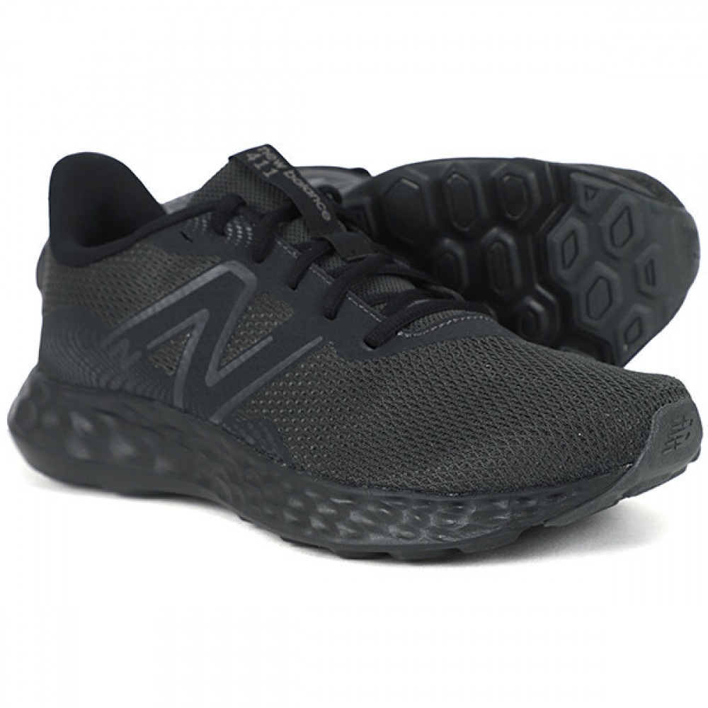 ニューバランス トリプルブラック 411v3