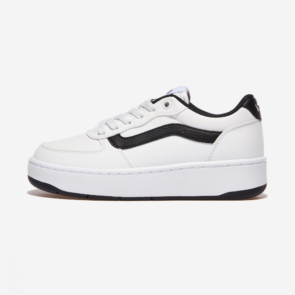 バンズキュリックフラット-ホワイト/ブラック V2948 プラットホワイト/ブラック