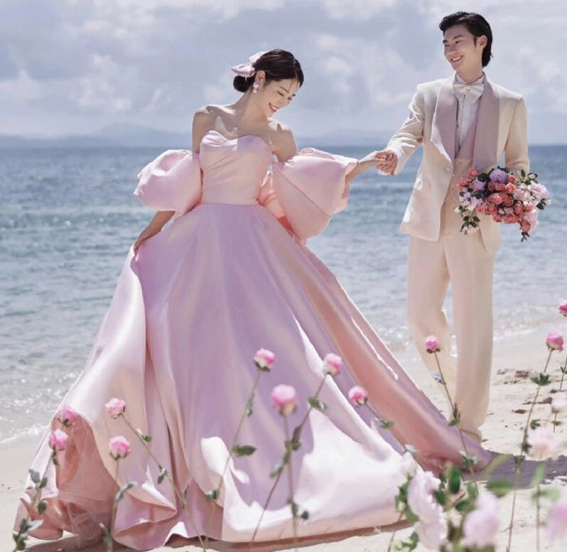 花嫁ドレス ピンク フォトウェディング撮影 きれいめ ウェディングドレス 高級感 前撮りドレス 後撮り お姫様 可愛い オフショルダー ピアノ発表会 ワンピース 披露宴 カラードレス パーティードレス 6,572円